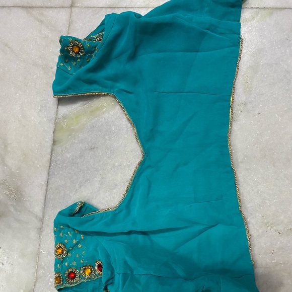 Winsome Looking Multi Stones Saree - Picture 8 of 8